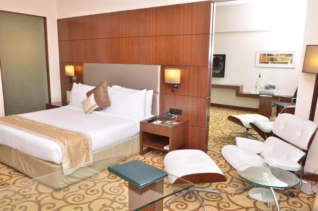 Country Inn & Suites By Radisson, Bathinda Exterior foto