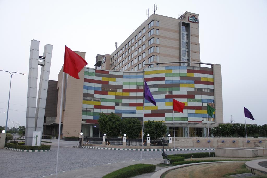 Country Inn & Suites By Radisson, Bathinda Exterior foto