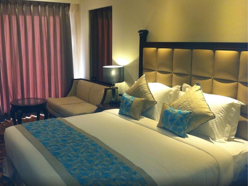 Country Inn & Suites By Radisson, Bathinda Exterior foto