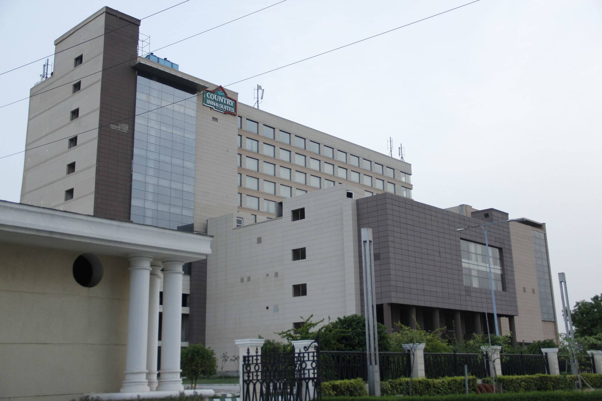 Country Inn & Suites By Radisson, Bathinda Exterior foto